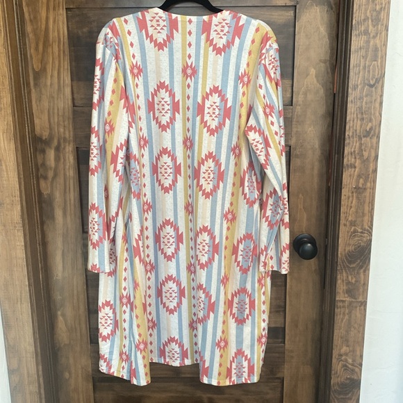 Aztec Cardigan - Picture 2 of 4